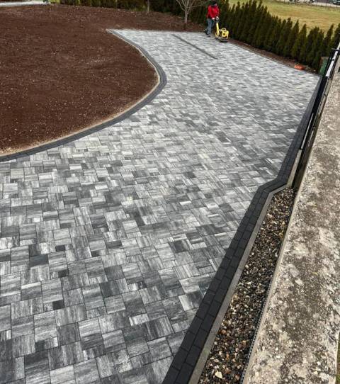 Tlakovanje i uređenje površina