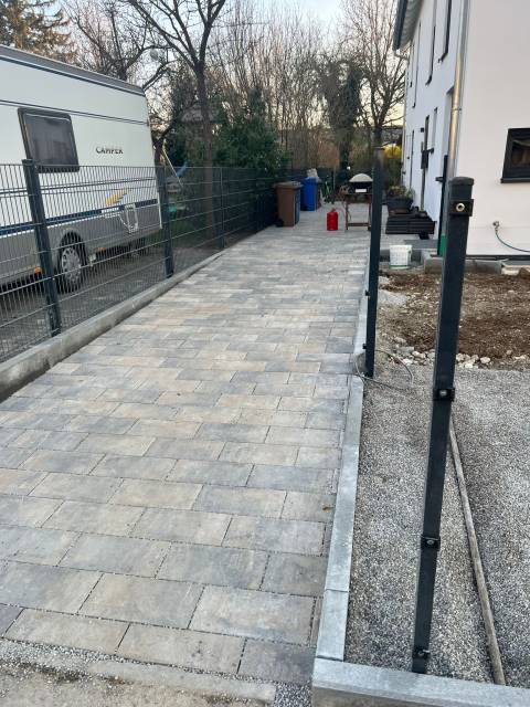 Tlakovanje i uređenje površina